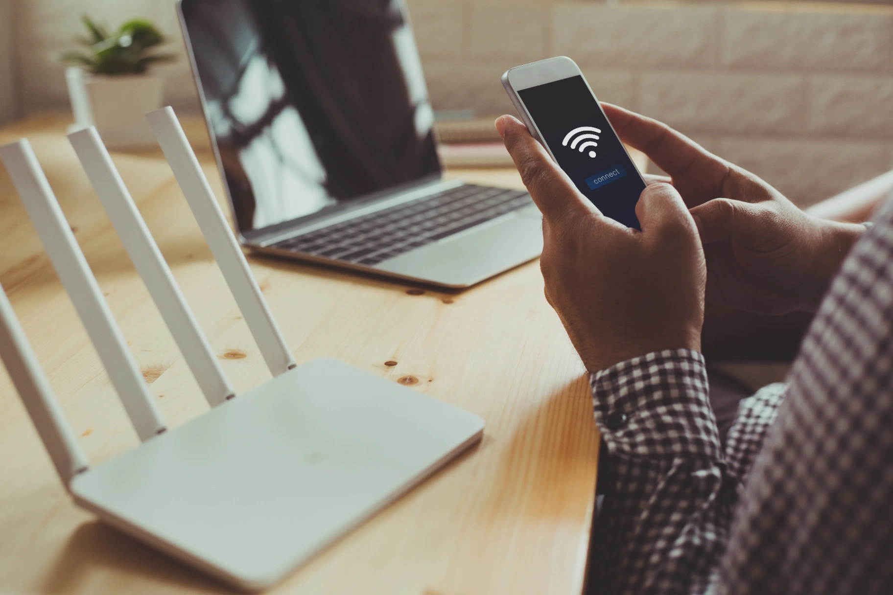 Why choose our UAE wifi and mobile connectivity solutions for seamless communication